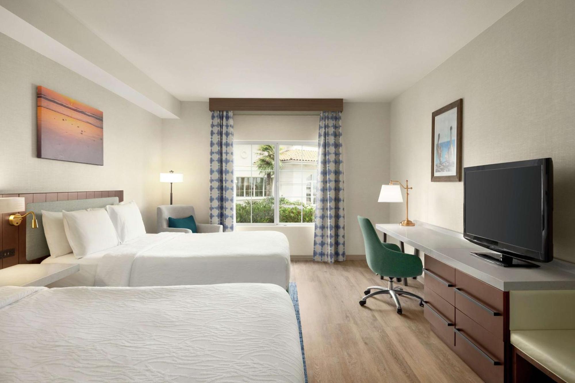 Queen Room with Two Queen Beds - Mobility and Hearing Access