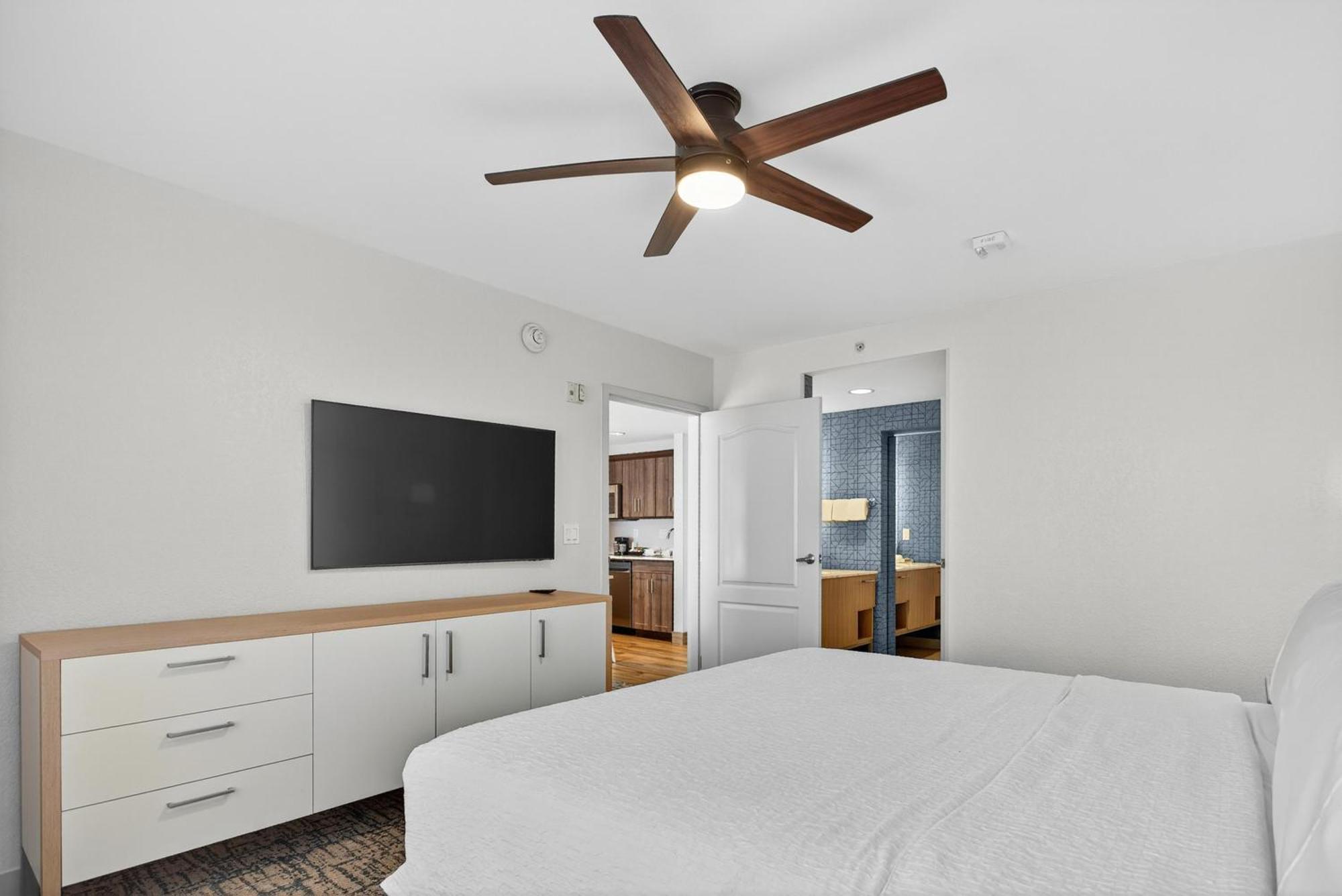 Two-Bedroom King Suite - Non-Smoking