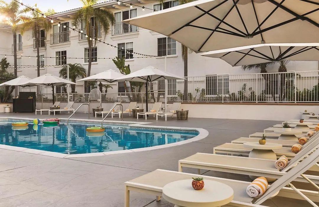 Hilton Garden Inn Carlsbad Beach-1